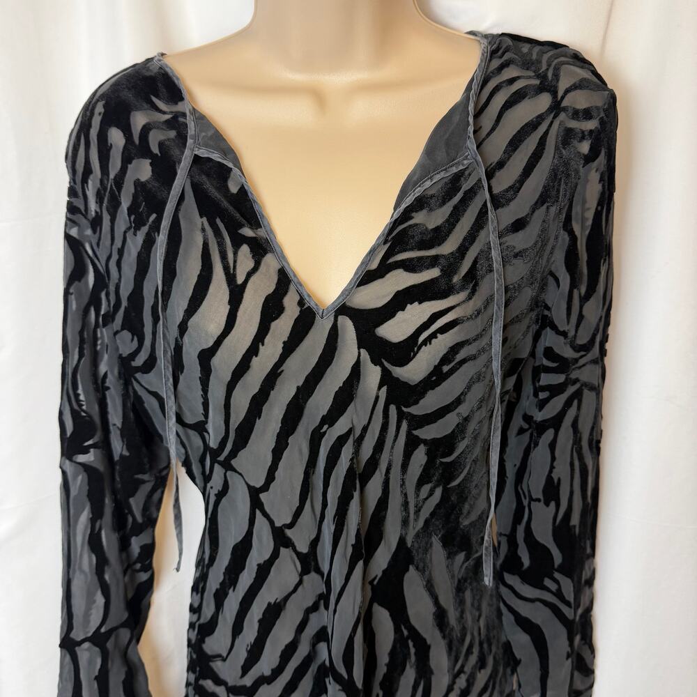 VS Victoria's Secret Burnout Velvet Top Silk Blend Sheer Y2K Black Whimsigoth M - Picture 2 of 6